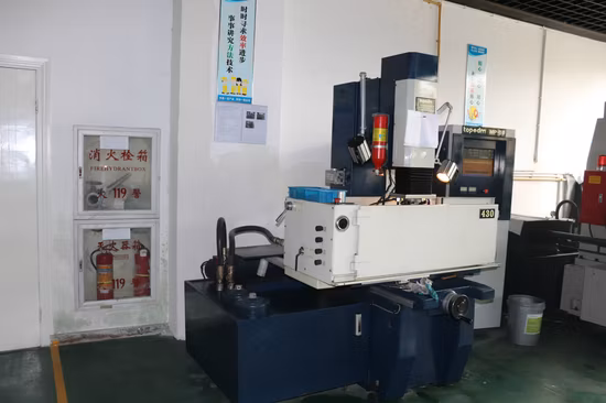 Trousse à mascara ronde en plastique 13 ml